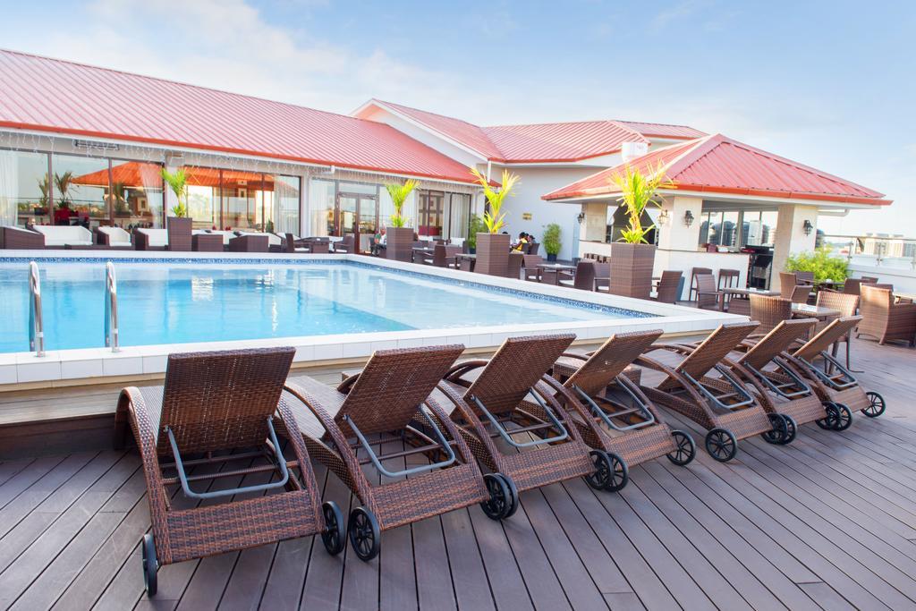 Ramada By Wyndham Princess Παραμαρίμπο Εξωτερικό φωτογραφία