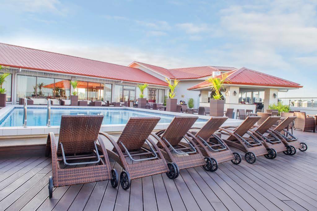 Ramada By Wyndham Princess Παραμαρίμπο Εξωτερικό φωτογραφία